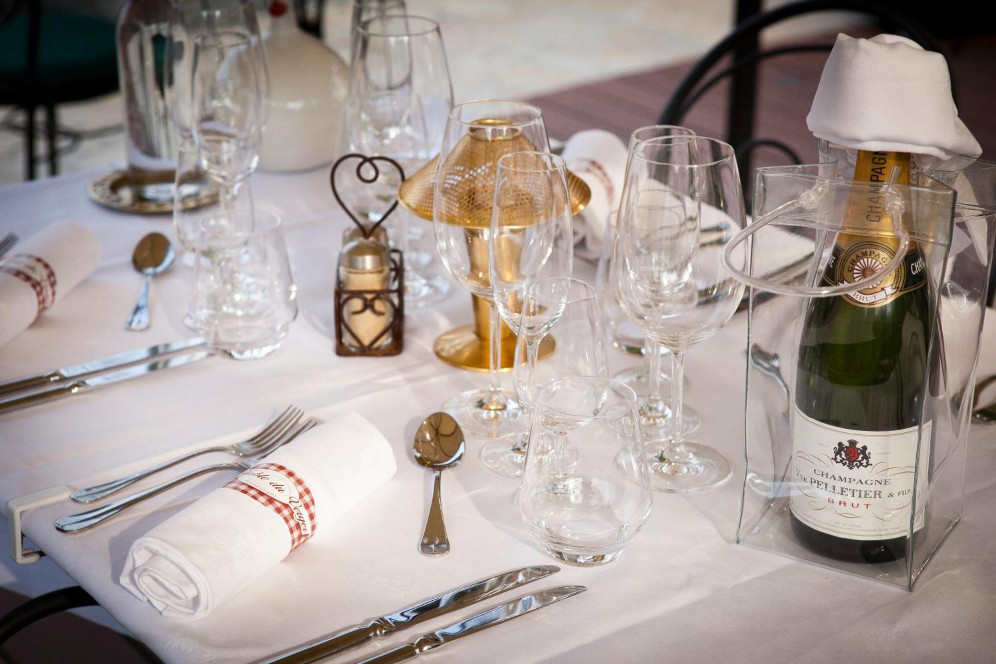Hotel Restaurant Verger Des Chateaux, Route Des Vins Haut-Koenigsbourg Dieffenthal Kültér fotó